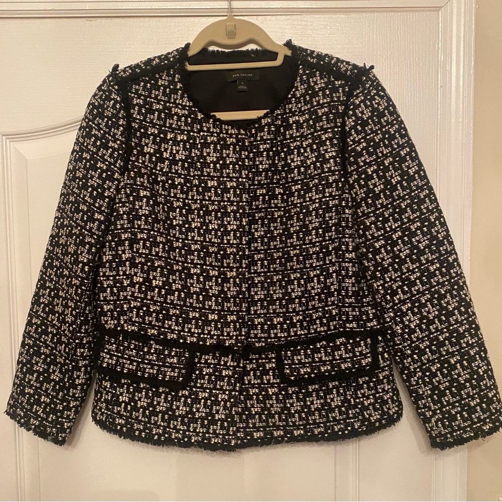 Ann Taylor black and white tweed jacket